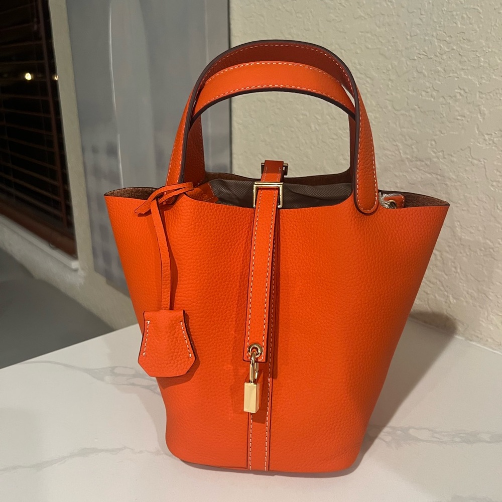 LUXURIOUS COWHIDE ORANGE LEATHER HANDBAG
